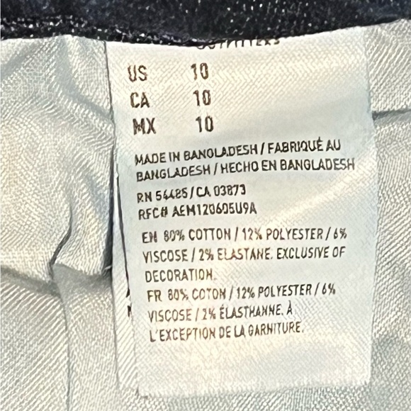 American Eagle Outfitters Women's Deep Blue Jean Shorts - Picture 5 of 5